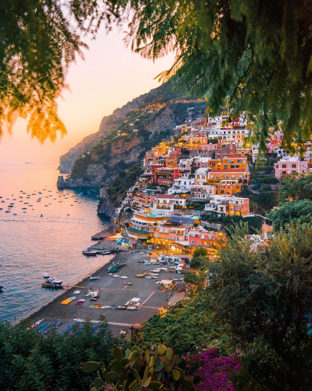 Experiencing our Scents: Amalfi's Coastal Charms